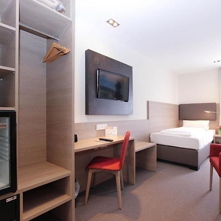 City Hotel Wuerzburg Экстерьер фото