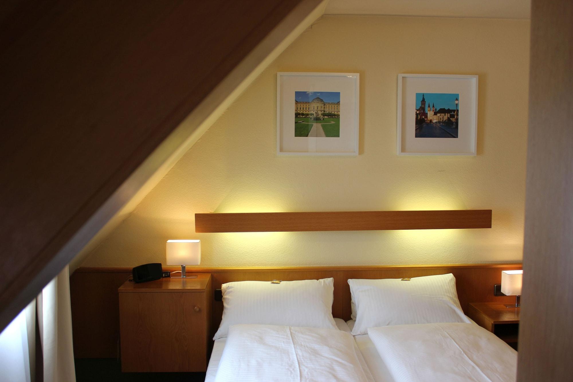 City Hotel Wuerzburg Экстерьер фото