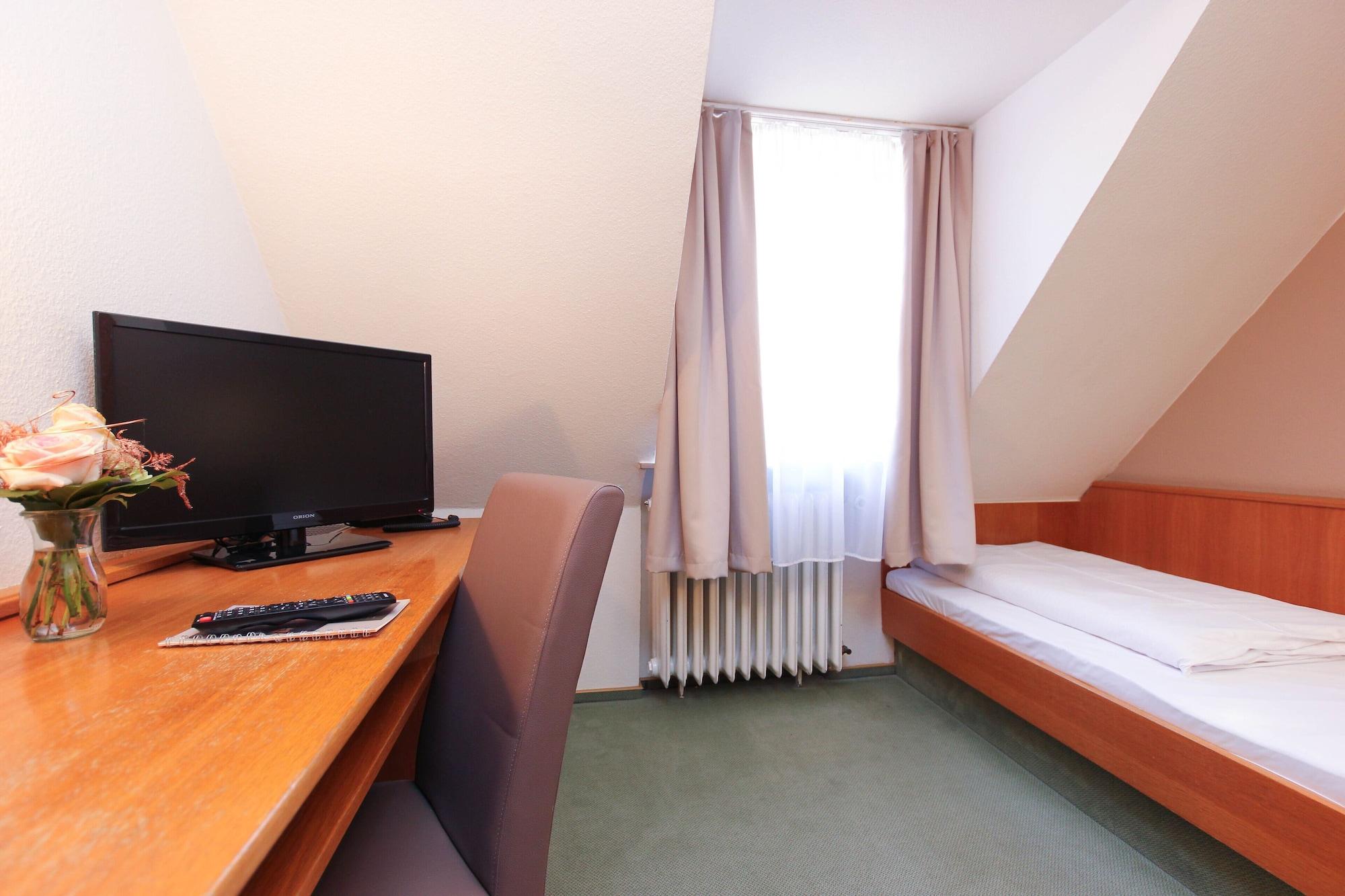 City Hotel Wuerzburg Экстерьер фото