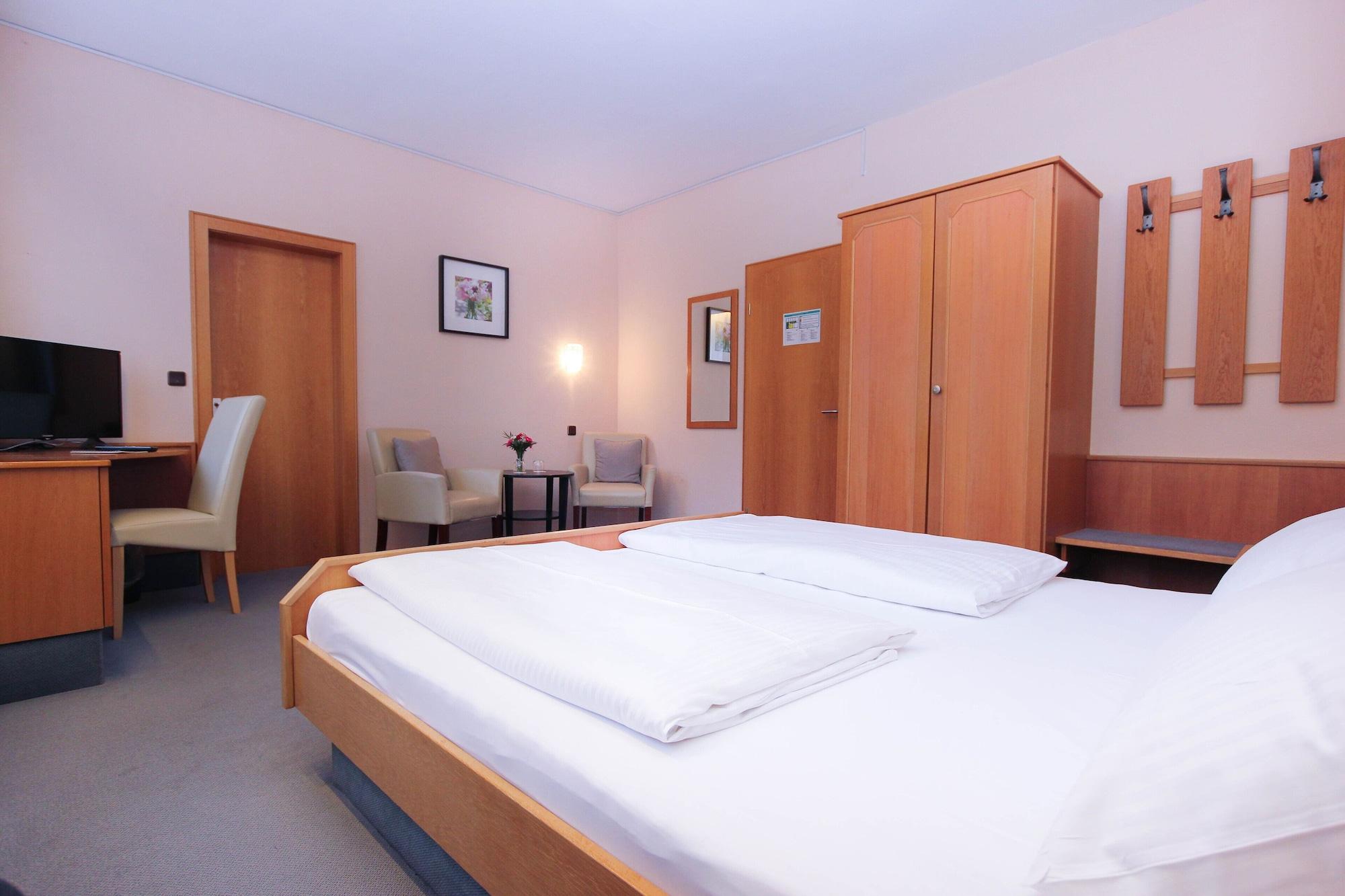 City Hotel Wuerzburg Экстерьер фото