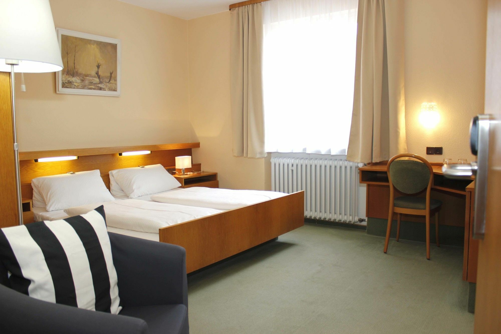 City Hotel Wuerzburg Экстерьер фото
